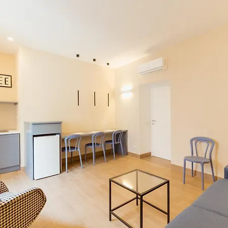 Jacqueline Piazza Bellini Appartement *